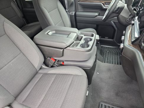 Used 2024 GMC Sierra 1500 SLE w/ Preferred Package AWD/4WD image 14