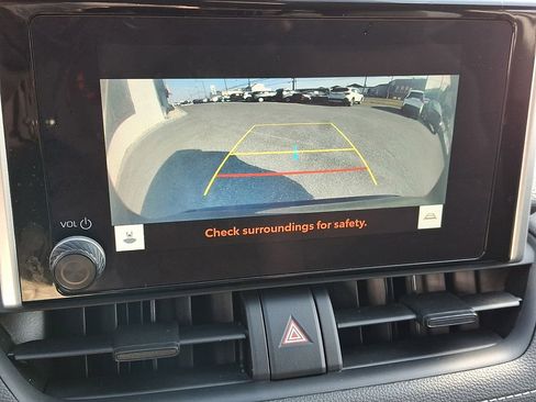 Used 2023 Toyota RAV4 XLE image 21