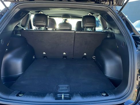 Used 2024 Jeep Compass Latitude image 13