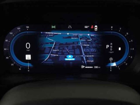 Certified 2025 Volvo XC40 B5 Core image 21