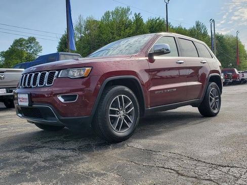Used 2018 Jeep Grand Cherokee Limited AWD/4WD image 3