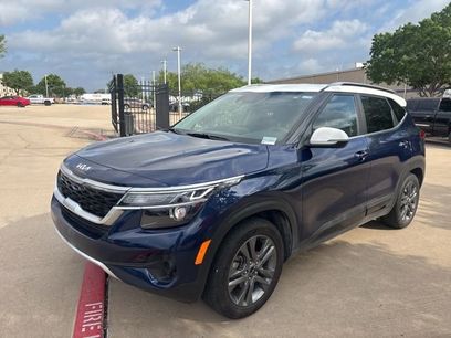 Used 2023 Kia Seltos S w/ Navigation Package