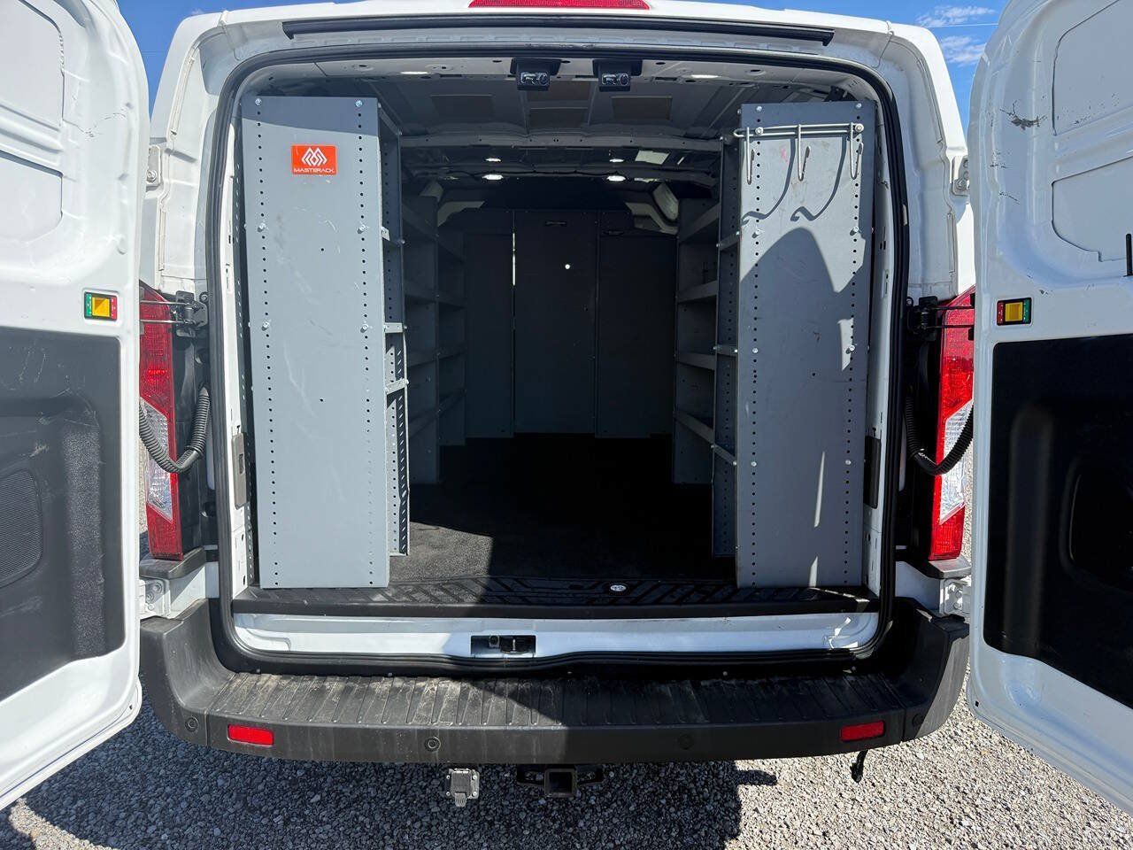Used 2020 Ford Transit 250 Low Roof RWD image 21