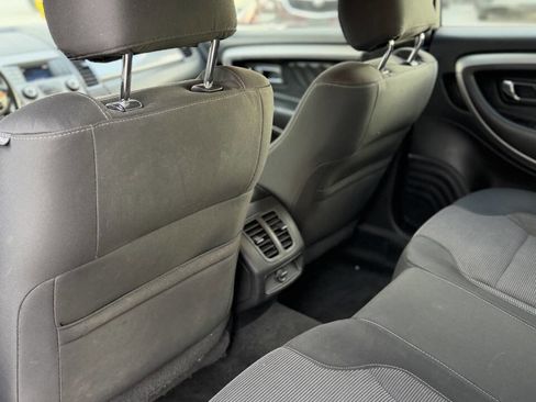 Used 2016 Ford Taurus SEL AWD/4WD image 16