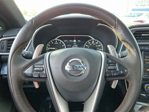 Used 2020 Nissan Maxima SR w/ Sport Mat Group image 19