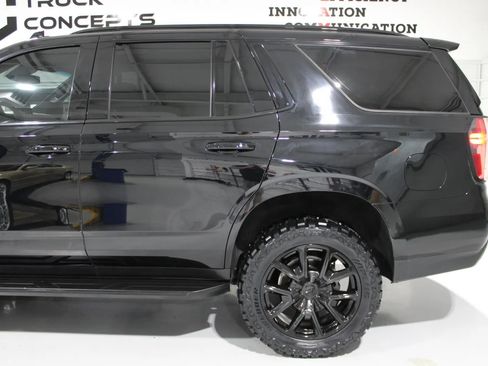 Used 2023 Chevrolet Tahoe RST w/ Luxury Package AWD/4WD image 33