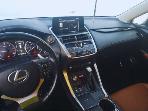 Used 2018 Lexus NX 300 FWD image 8