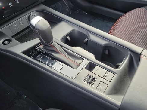 New 2026 Nissan Sentra SR w/ Floor Mat Package FWD image 12