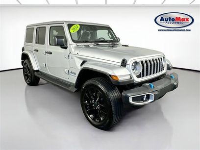 Used 2024 Jeep Wrangler Unlimited Sahara w/ Technology Group