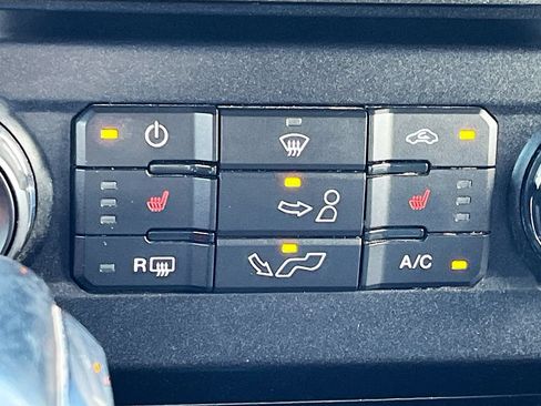 Used 2018 Ford F150 XLT w/ Equipment Group 302A Luxury AWD/4WD image 20