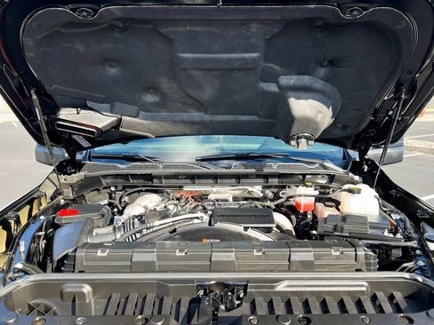 Used 2025 GMC Sierra 2500 Denali image 15