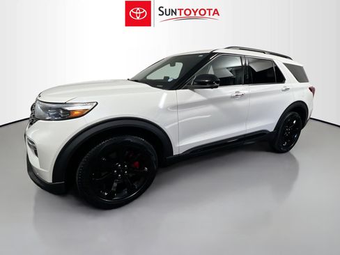 Used 2023 Ford Explorer ST w/ Equipment Group 401A image 9