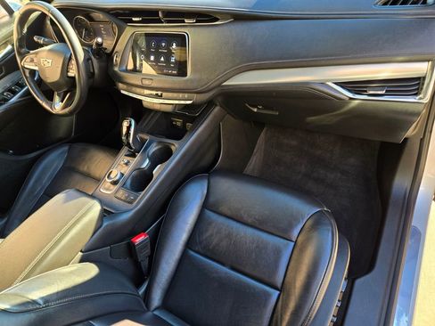 Used 2022 Cadillac XT4 Premium Luxury w/ Safety Alert Package image 21