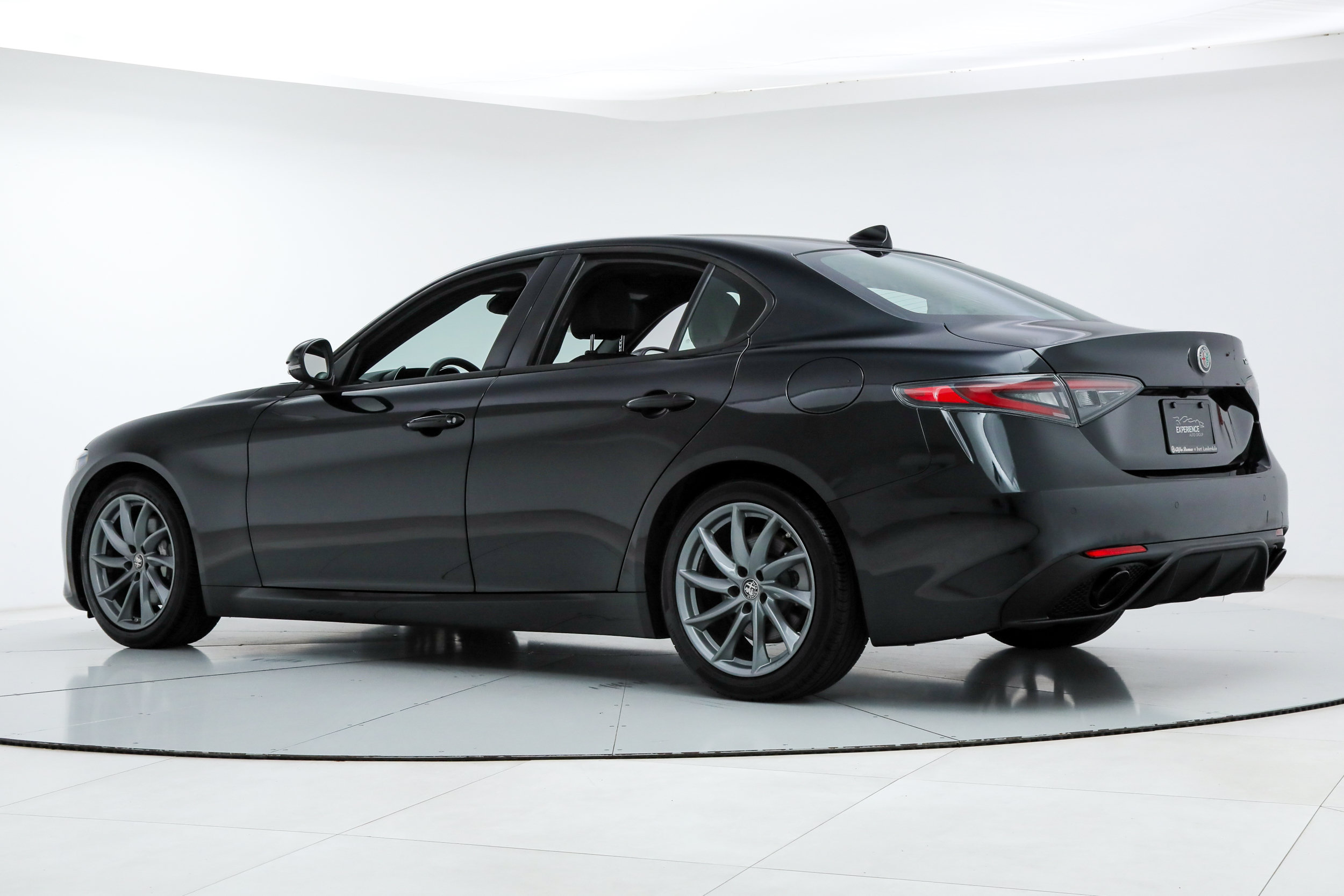 New 2025 Alfa Romeo Giulia w/ Driving Assist Package RWD image 3