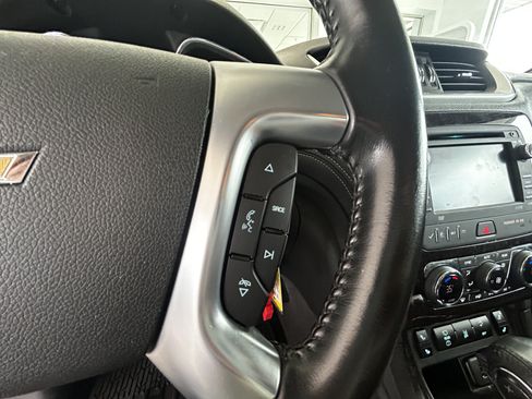 Used 2015 Chevrolet Traverse LT FWD image 13