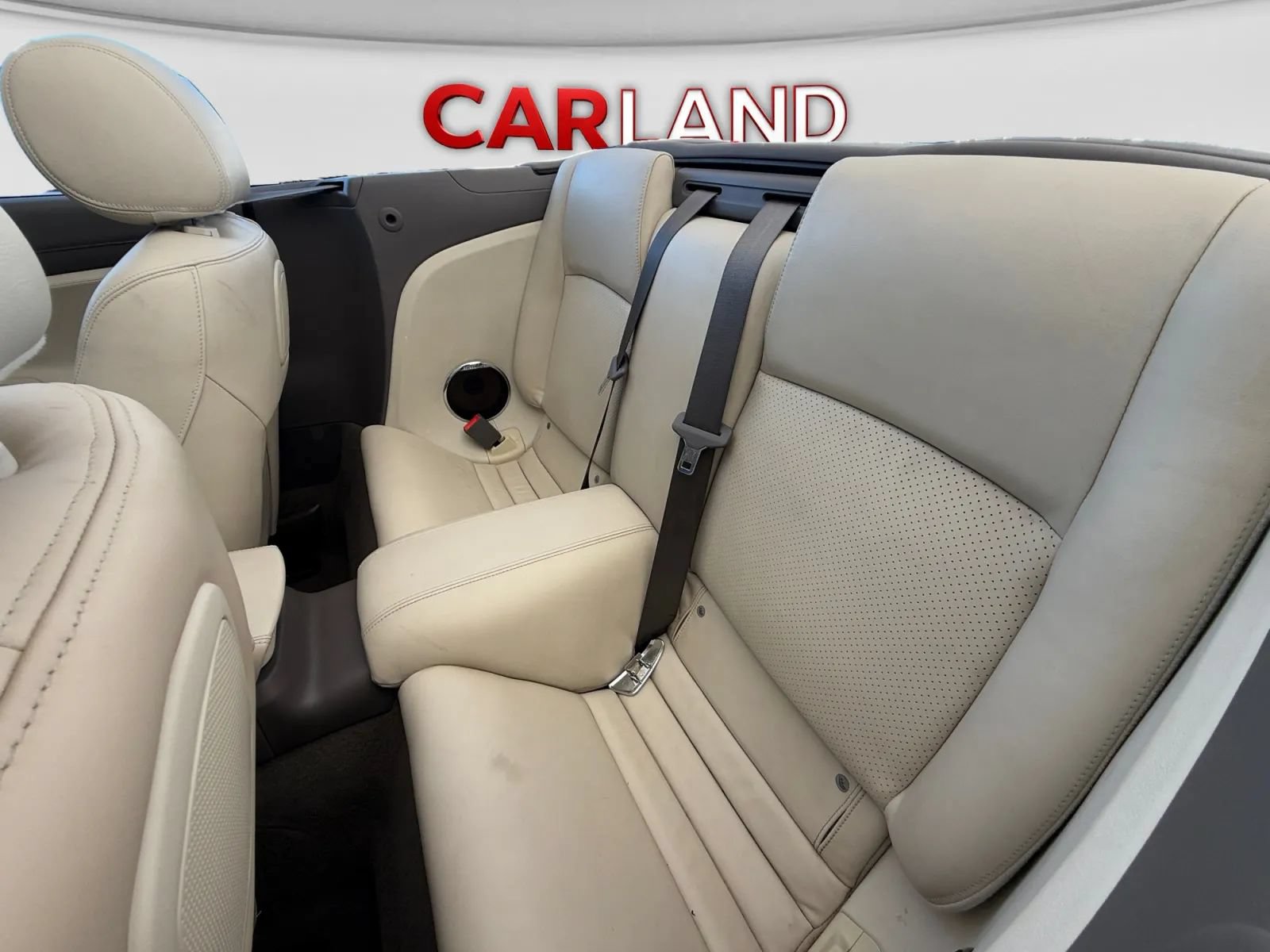 Used 2010 Jaguar XK Convertible RWD image 16