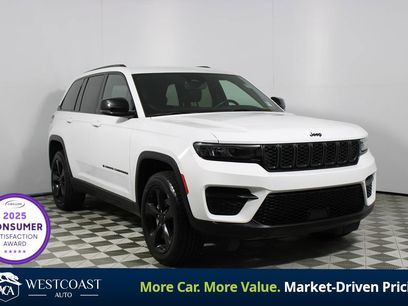 Used 2022 Jeep Grand Cherokee Altitude