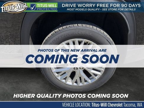 Used 2024 GMC Acadia Elevation w/ Luxury Package AWD/4WD image 5