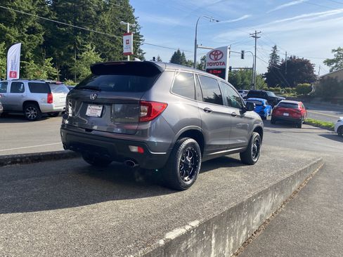 Used 2019 Honda Passport Sport image 7