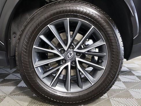 Used 2025 Lexus NX 250 FWD image 16