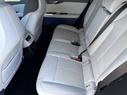 New 2026 Cadillac Optiq Luxury 1 image 15