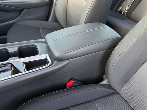 New 2025 Nissan Sentra SV image 30