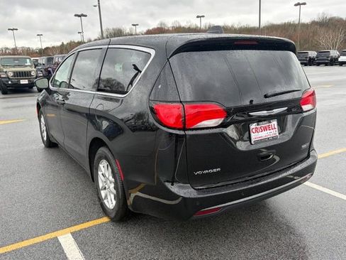 New 2026 Chrysler Voyager LX FWD image 5