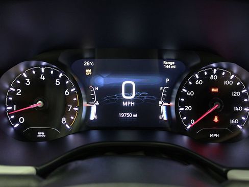 Certified 2025 Jeep Compass Limited AWD/4WD image 11