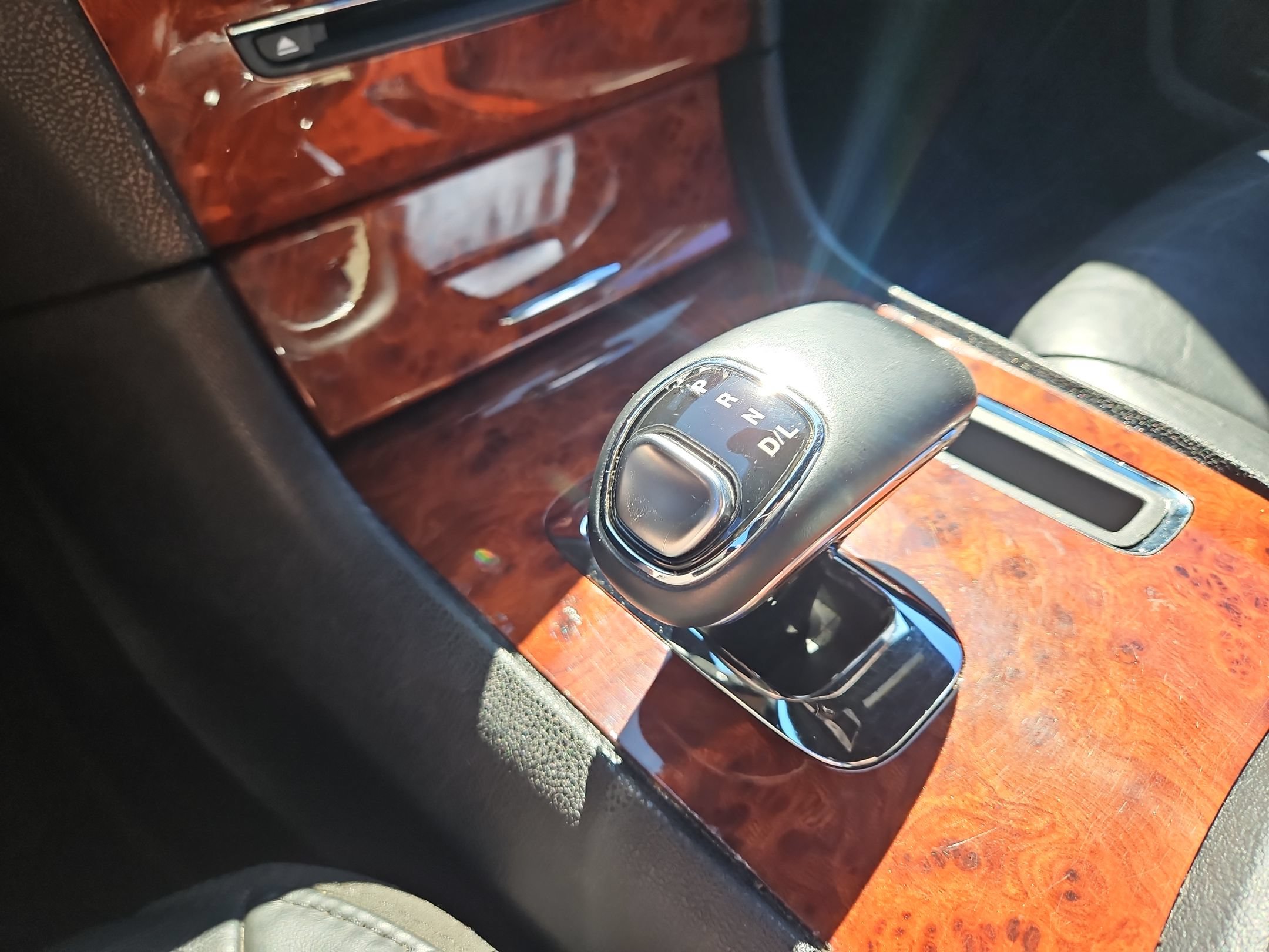 Used 2014 Chrysler 300 RWD image 31