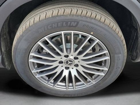 Certified 2026 Mercedes-Benz GLC 300 image 34