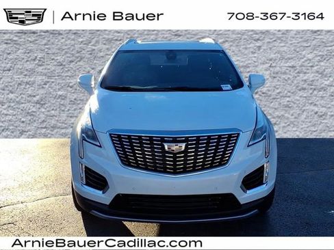 Certified 2025 Cadillac XT5 Premium Luxury image 11
