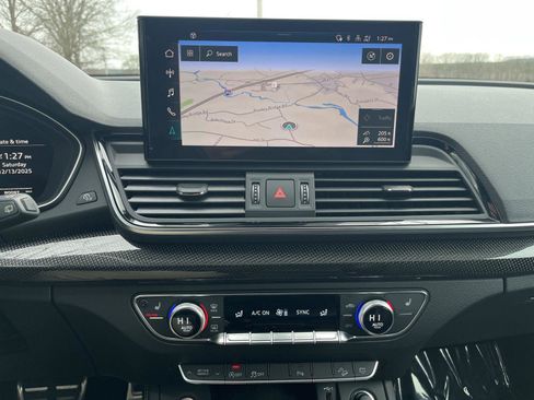 Used 2023 Audi SQ5 Premium Plus w/ Premium Plus Package image 9