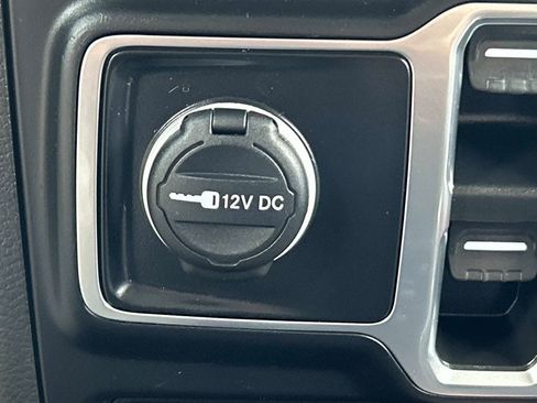 Used 2023 Jeep Wrangler Unlimited Sahara w/ Cold Weather Group AWD/4WD image 29