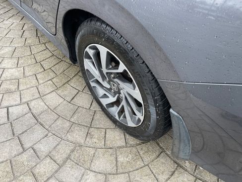 Used 2017 Honda Civic EX image 29