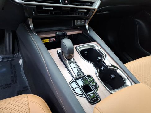 Used 2025 Lexus RX 350 Premium w/ Accessory Package (Z1) AWD/4WD image 12