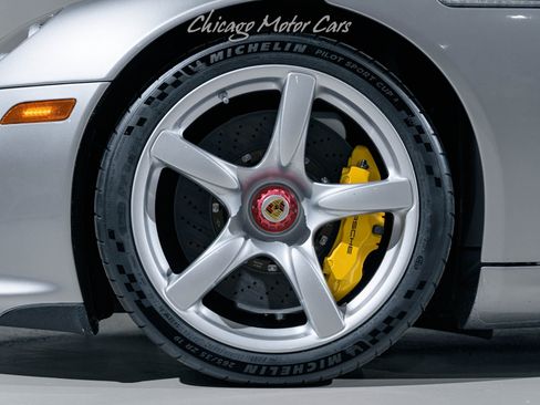 Used 2005 Porsche Carrera GT RWD image 54