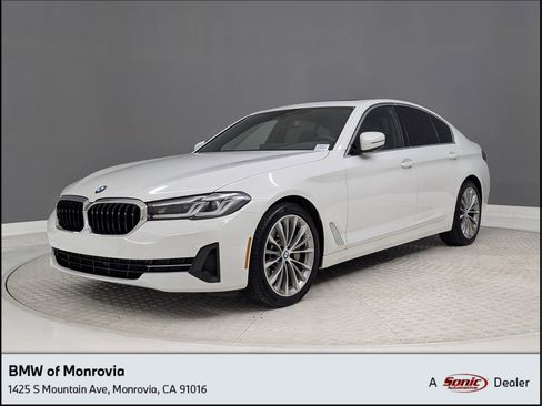 Certified 2023 BMW 530i w/ Convenience Package image 1