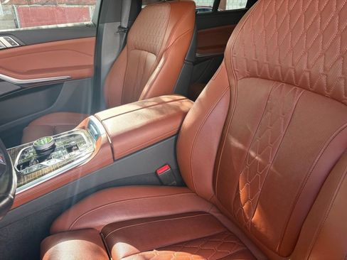 Certified 2025 BMW X5 xDrive40i w/ Executive Package AWD/4WD image 6