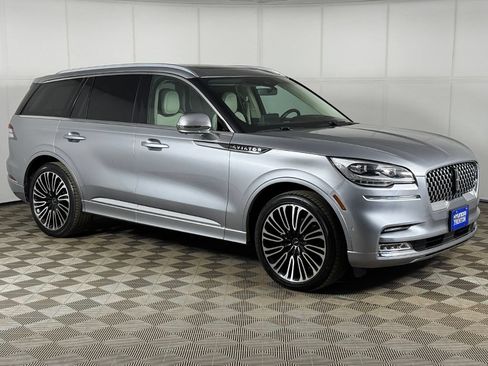 Used 2021 Lincoln Aviator Black Label AWD/4WD image 2