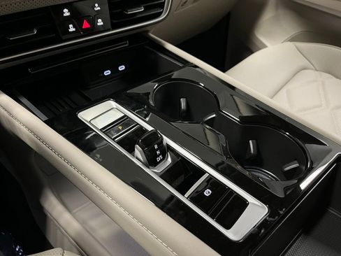 New 2026 Volkswagen Atlas SE image 14