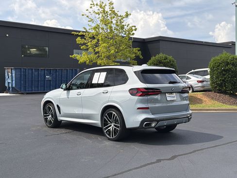 Used 2025 BMW X5 sDrive40i w/ M Sport Package RWD image 13