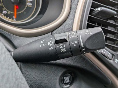 Used 2016 Jeep Cherokee 75th Anniversary image 26