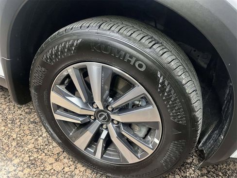 Certified 2025 Nissan Pathfinder SL w/ Cargo Package image 10