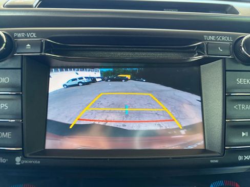 Used 2016 Toyota RAV4 SE AWD/4WD image 33
