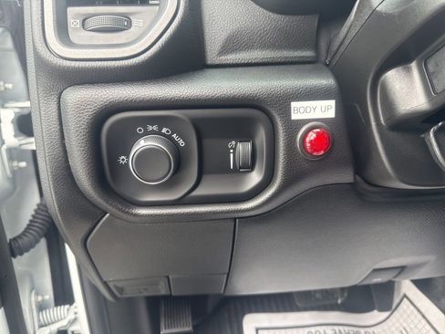 New 2024 RAM 5500 Tradesman AWD/4WD image 11
