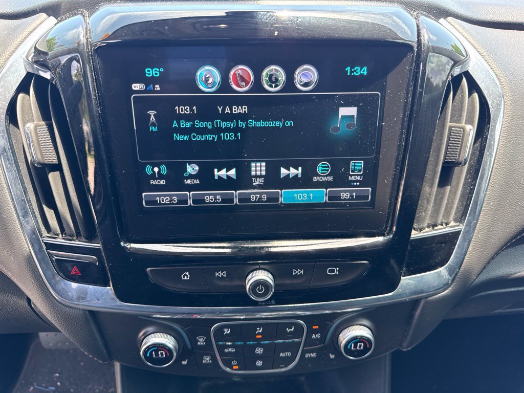 Used 2018 Chevrolet Traverse LT FWD image 12