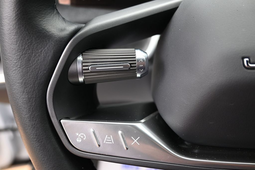 Used 2023 Lucid Air Pure AWD/4WD image 21