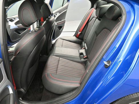 Used 2023 Genesis G70 2.0T w/ Sport Prestige Package RWD image 29