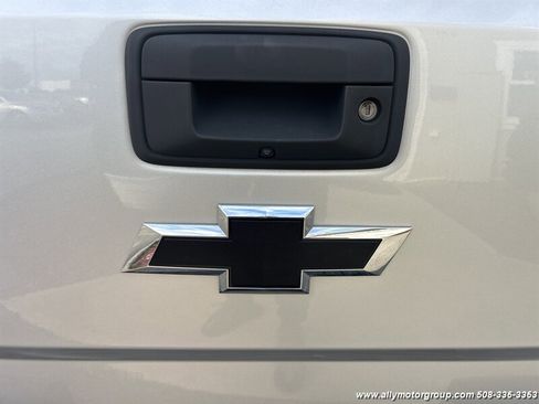 Used 2017 Chevrolet Silverado 1500 LT w/ All Star Edition image 23