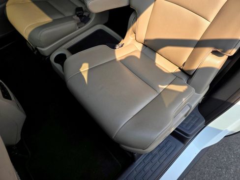 Used 2022 Honda Pilot Touring image 41